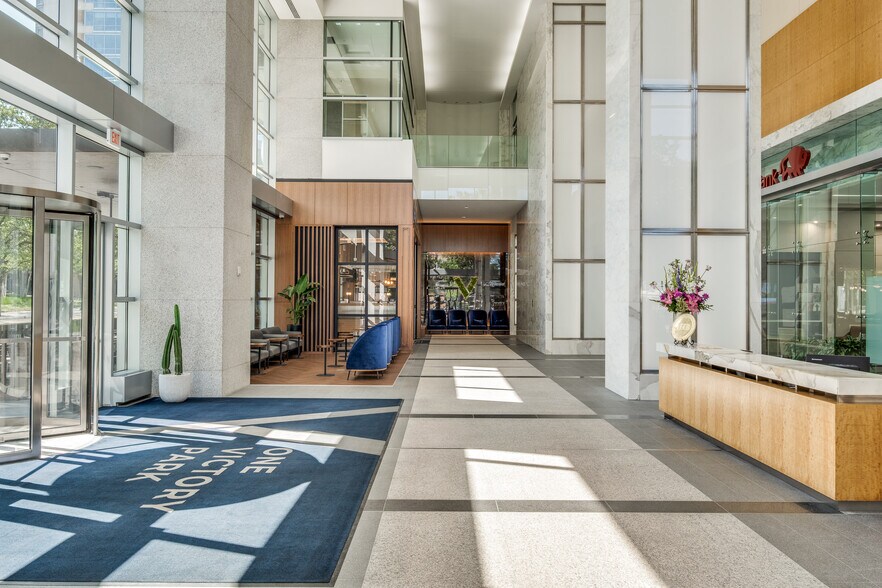 More Photos Of 2323 Victory Ave, Dallas Office For Lease