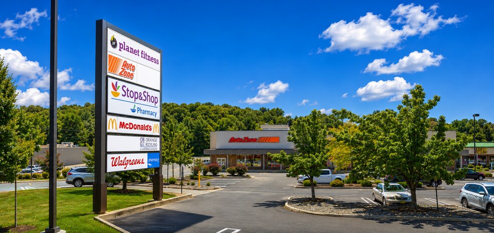 More Photos Of 470-501 State Route 17M, Monroe Unknown For Lease