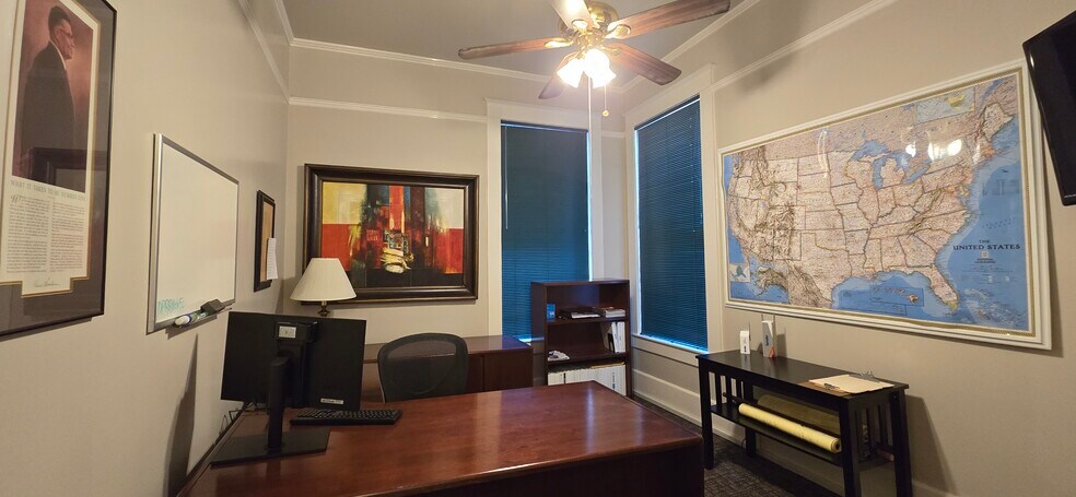 More Photos Of 511 W French Pl, San Antonio Office Residential For Sale