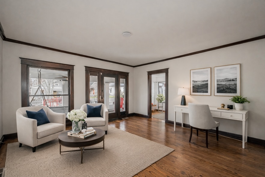 More Photos Of 811 N Church St, McKinney Hospitality For Sale