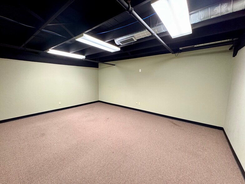 More Photos Of 401-409 Kings of Leon Ln, Oklahoma City Storefront Retail Office For Sale
