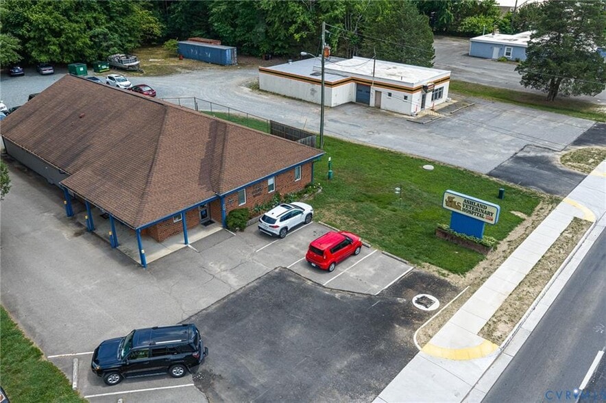 More Photos Of 519 S Washington Hwy, Ashland General Retail For Sale
