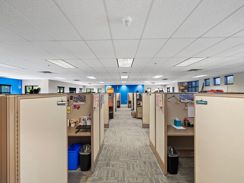 More Photos Of 2002 Caribou Dr, Fort Collins Office For Sale