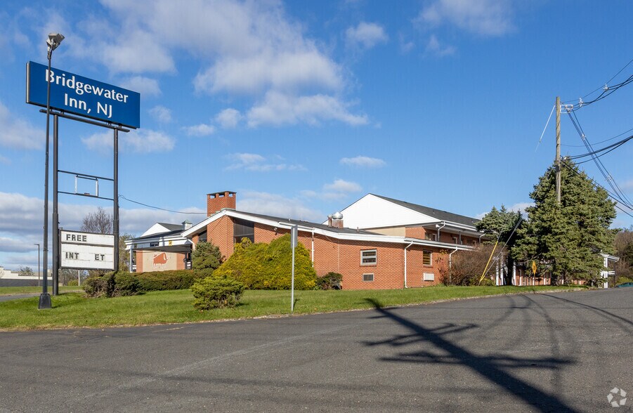 More Photos Of 1271 US Highway 22, Bridgewater Hotel For Sale