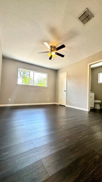 More Photos Of 7315 Housman, Houston Specialty For Sale