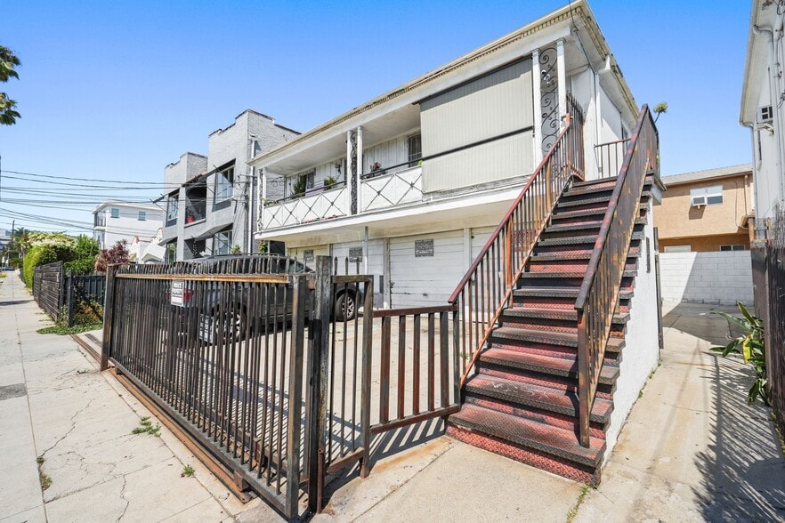 More Photos Of 1200-1210 N Kenmore Ave, Los Angeles Apartments For Sale
