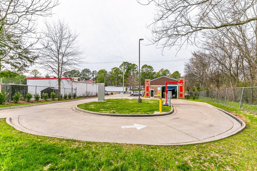 More Photos Of 671 Main St, Goodlettsville Carwash For Sale
