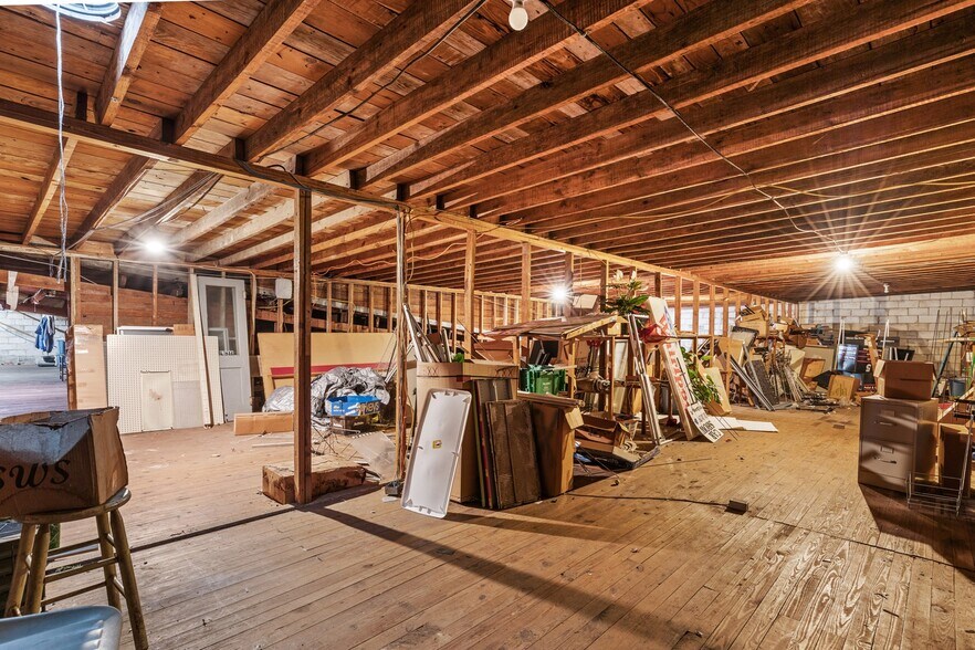 More Photos Of 5 S Main St, High Springs Freestanding For Sale