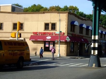More Photos Of 2901-2915 White Plains Rd, Bronx Storefront Retail Office For Lease