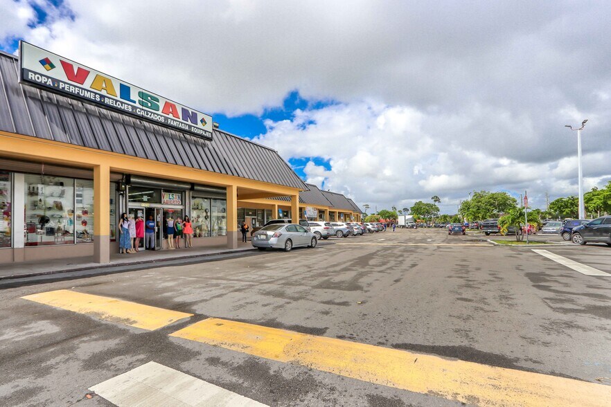 More Photos Of 11424-11648 Quail Roost Dr, Miami Unknown For Lease