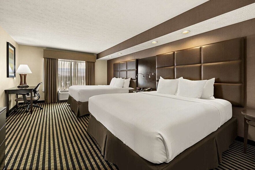 More Photos Of 6109 Cambridge Way, Plainfield Hotel For Sale