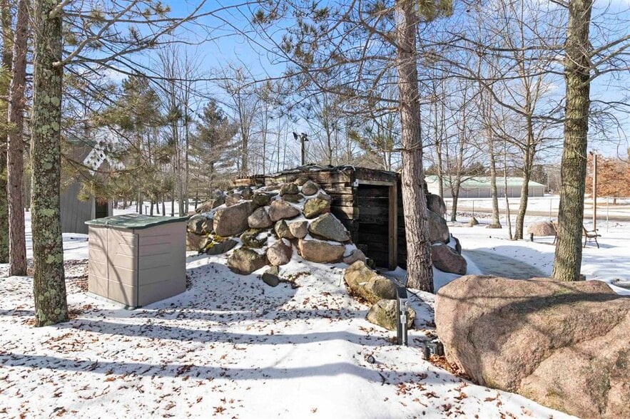 More Photos Of W11375-A W11375-A County Road X Rd, Crivitz Sports And Entertainment For Sale