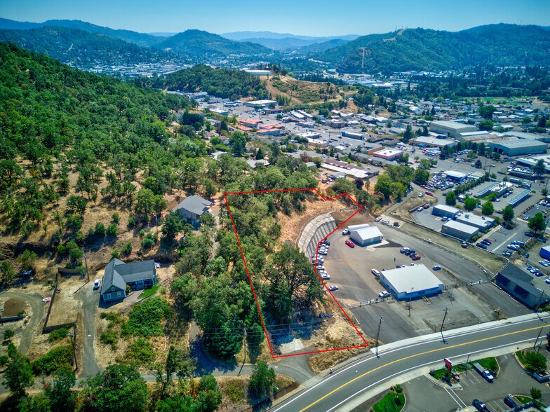 More Photos Of 797 NE Garden Valley Blvd, Roseburg Land For Sale