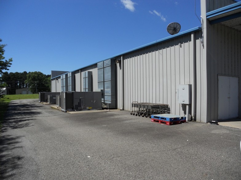 More Photos Of 170 Hwy 167 N, Bald Knob Freestanding For Sale