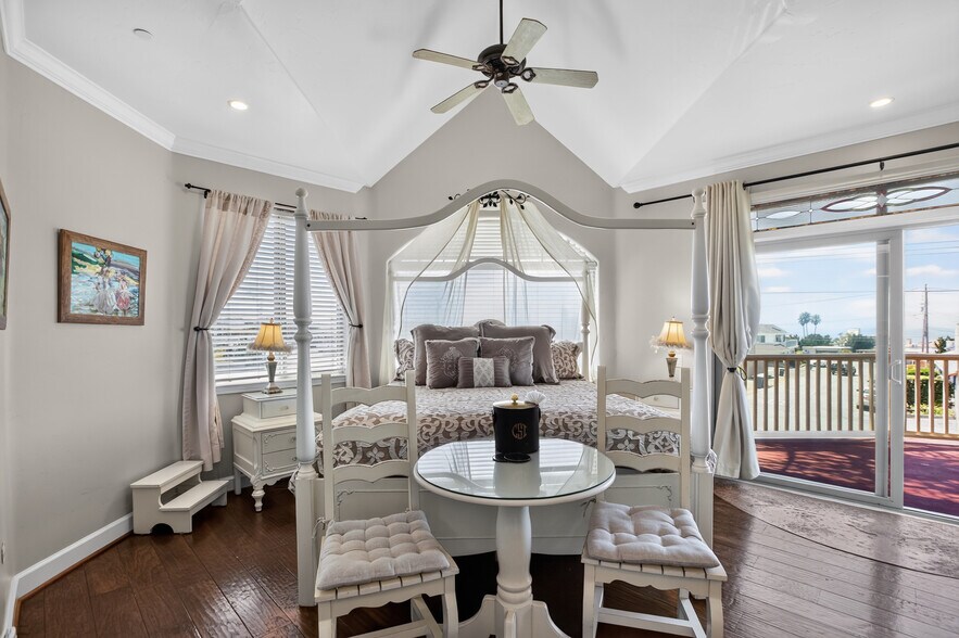 More Photos Of 95 S Ocean Ave, Cayucos Hospitality For Sale