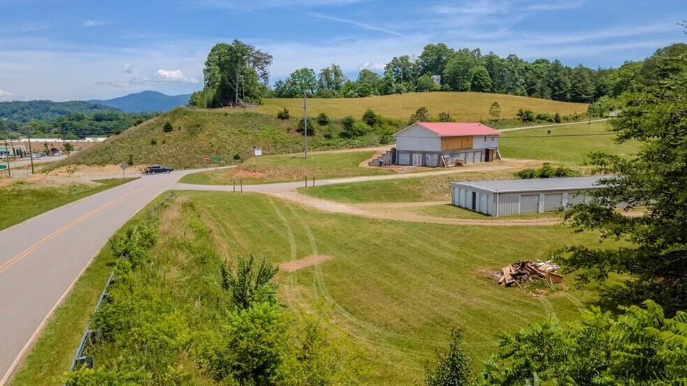 More Photos Of 503 Dowdle Mountain Rd, Franklin Land For Sale