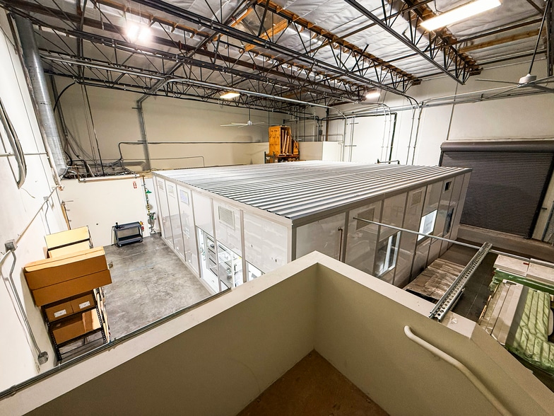 More Photos Of 3280 Grey Hawk Ct, Carlsbad Research And Development For Lease