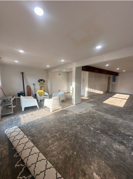 More Photos Of 5900 Nieman Rd, Shawnee General Retail For Sale