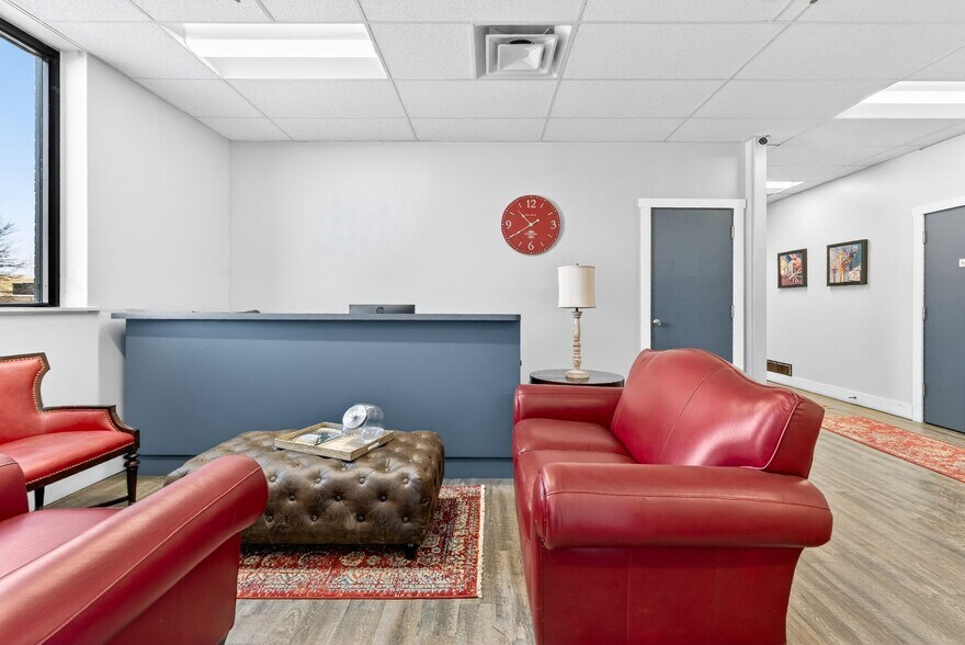 More Photos Of 1333 Research Rd, Gahanna Manufacturing For Sale
