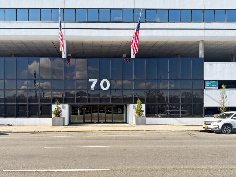 More Photos Of 70 E Sunrise Hwy, Valley Stream Coworking Space