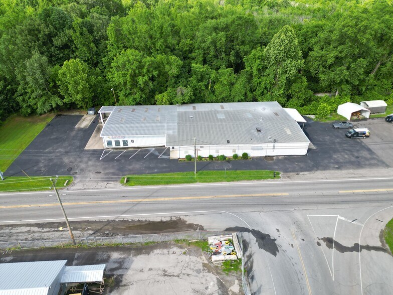 More Photos Of 1094 N Main St, Ashland City Light Manufacturing For Sale