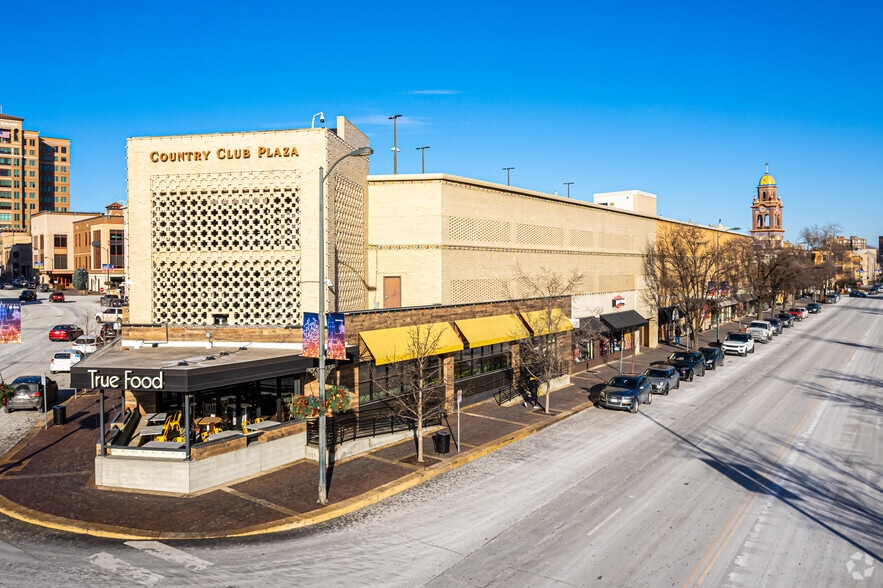 More Photos Of 414-418 Nichols Rd, Kansas City Unknown For Lease