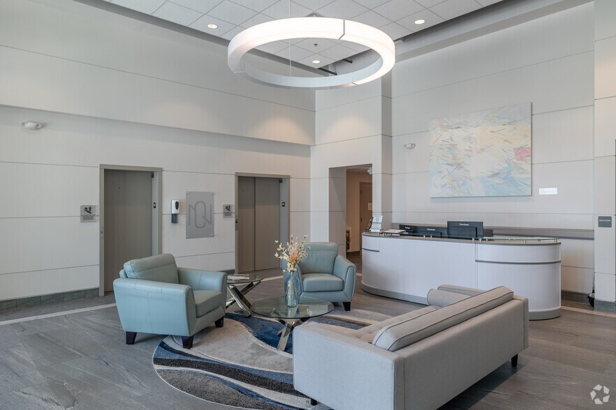 More Photos Of 101 N Queen St, Lancaster Apartments For Lease