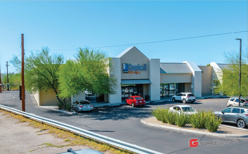 Primary Photo Of 8358 E Broadway Blvd, Tucson Freestanding For Sale