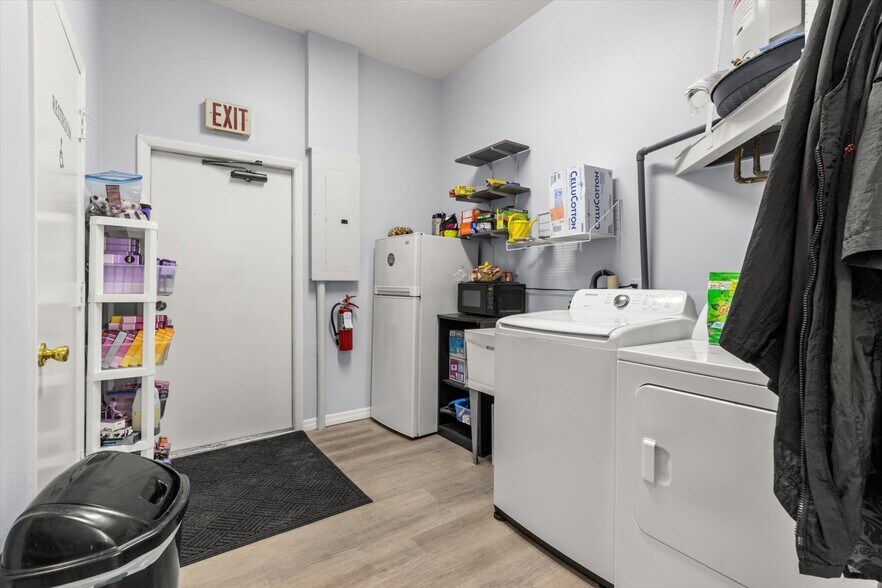 More Photos Of 3426-3460 N Citrus Ave, Crystal River Storefront Retail Office For Sale