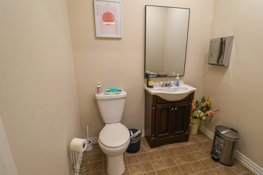 More Photos Of 13131 Champions Dr, Houston Medical For Lease