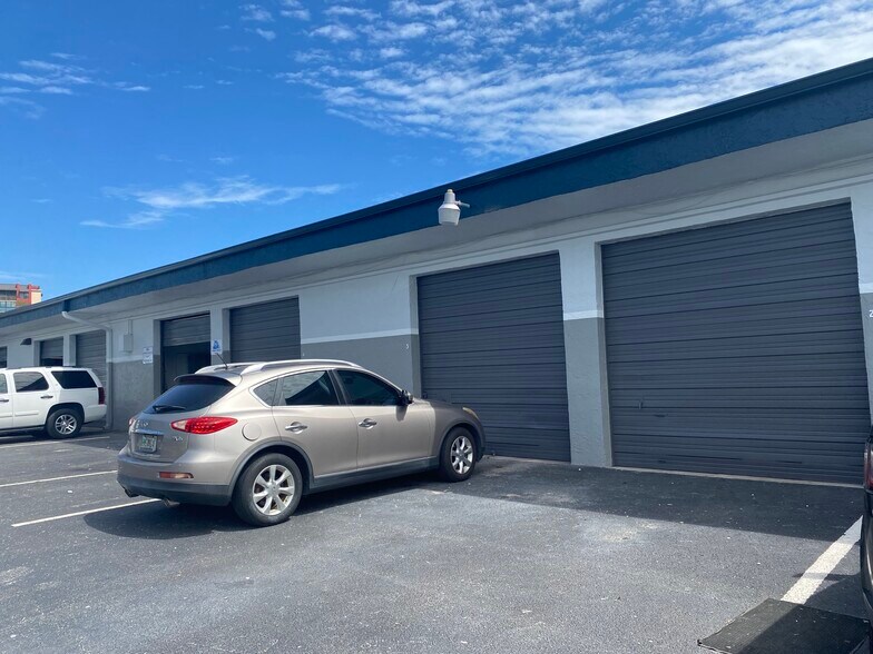 More Photos Of 2003-2033 W McNab Rd, Pompano Beach Warehouse For Lease