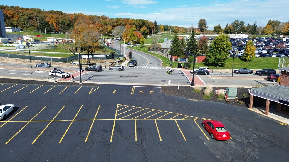More Photos Of 490 Shrewsbury St, Worcester Unknown For Lease