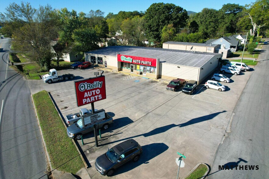 More Photos Of 13 S Dixie Hwy, Dalton Freestanding For Sale