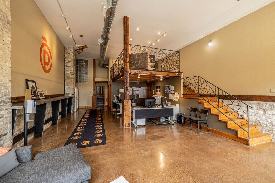 More Photos Of 1331 N Martin Luther King Dr, Milwaukee Storefront Retail Residential For Sale