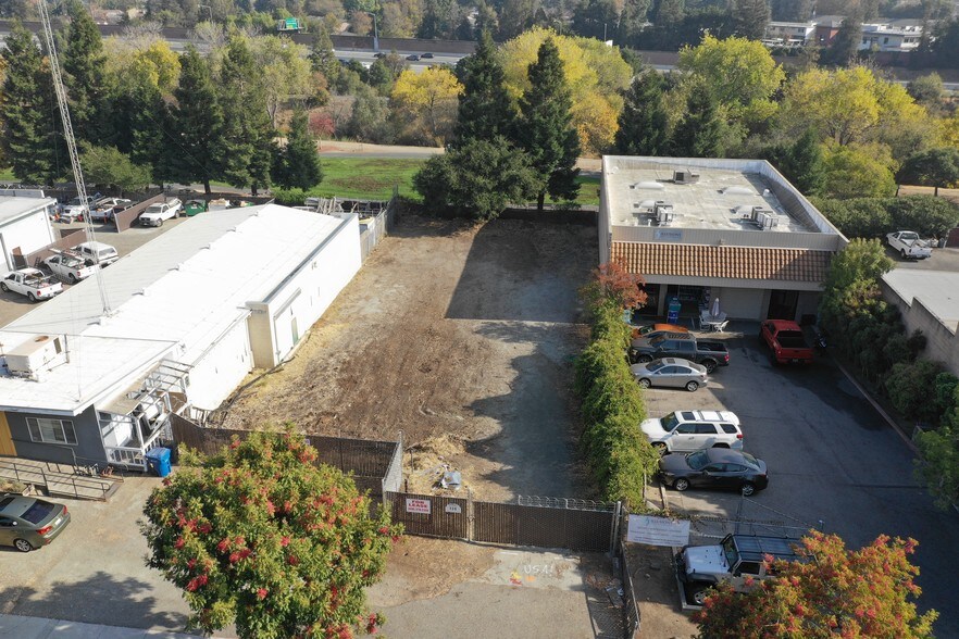 More Photos Of 136 Gilman Ave, Campbell Land For Lease