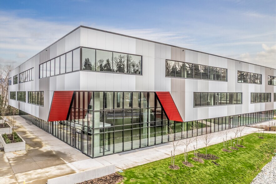 More Photos Of 4499 Sanderson Way, Burnaby Office For Lease