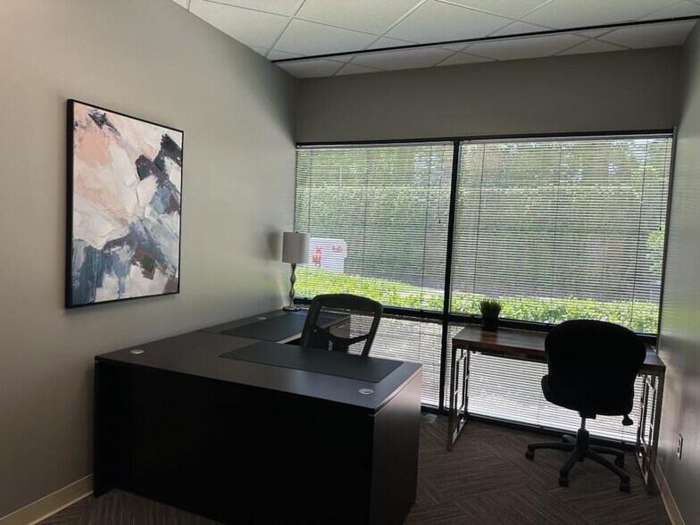 More Photos Of 250 International Pky, Lake Mary Office For Lease