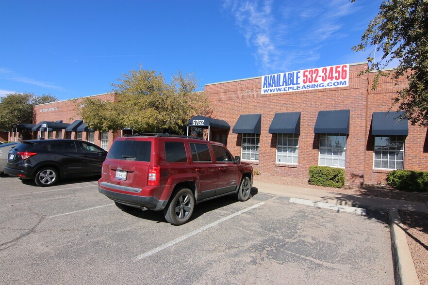 More Photos Of 5732-5748 N Mesa Dr, El Paso Unknown For Lease