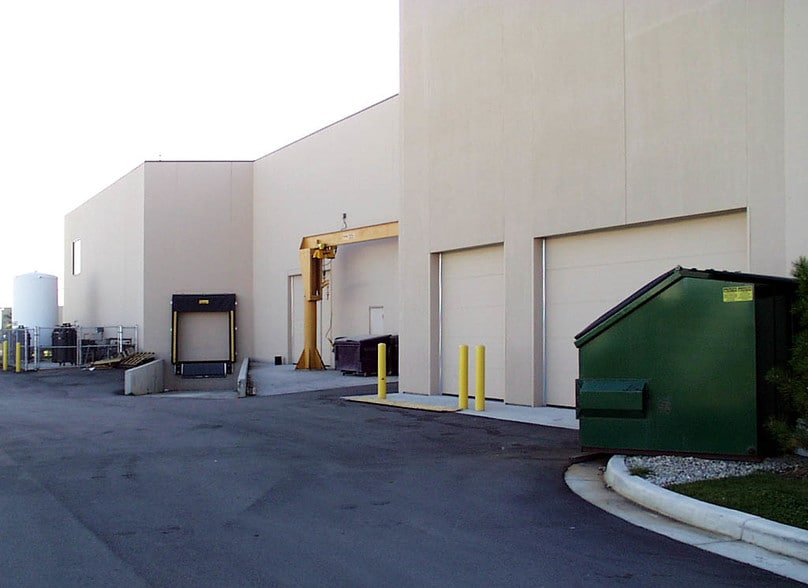 More Photos Of 12000 Exit 5 Pky, Fishers Showroom For Sale