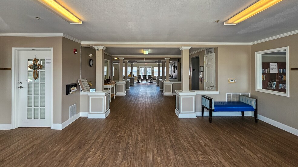 More Photos Of 111 E 4th St, Hopkinsville Apartments For Sale