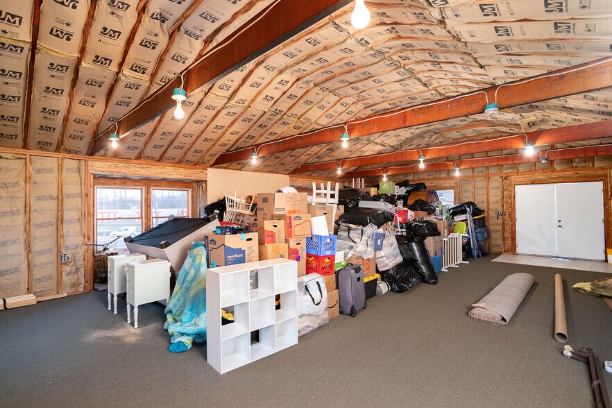 More Photos Of 37 US Highway 130, Trenton Light Manufacturing For Sale