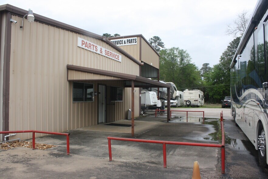 More Photos Of 20800 FM 1488 Rd, Magnolia General Retail For Sale