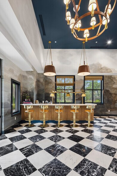 More Photos Of 3095 Soperton Dr, Bluffton Light Distribution For Sale