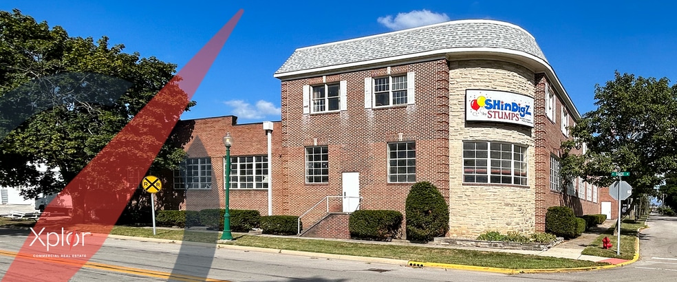 Primary Photo Of 111 E Broad St, South Whitley Warehouse For Sale