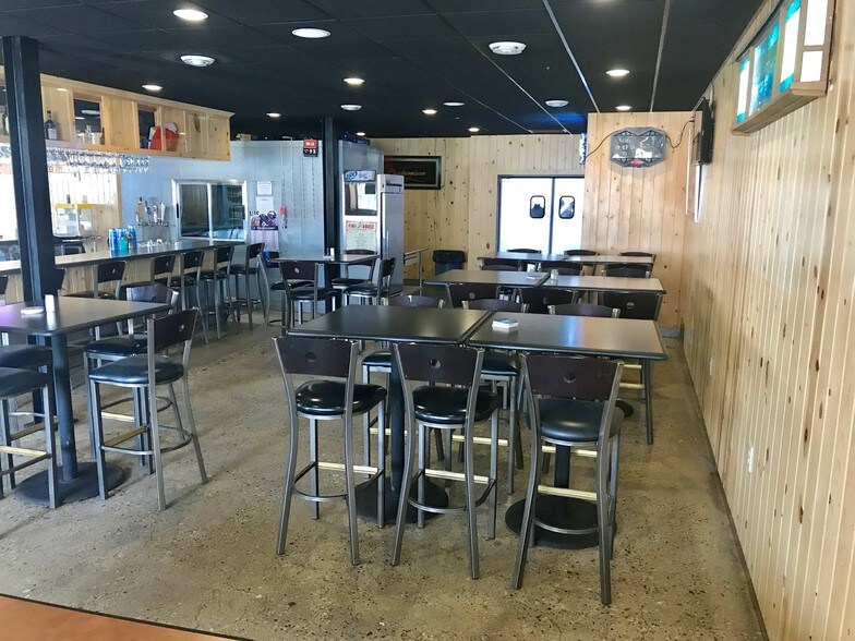 More Photos Of 402 4th Ave, Wilmont Bar For Sale