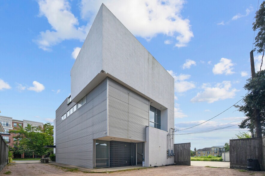More Photos Of 1724 Richmond Ave, Houston Medical For Sale