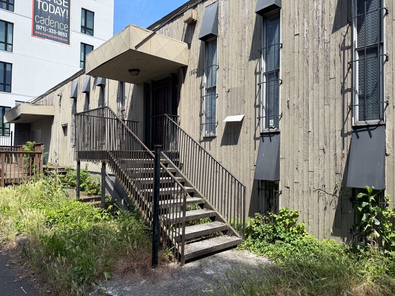 More Photos Of 1920-1922 N Vancouver Ave, Portland Loft Creative Space For Sale