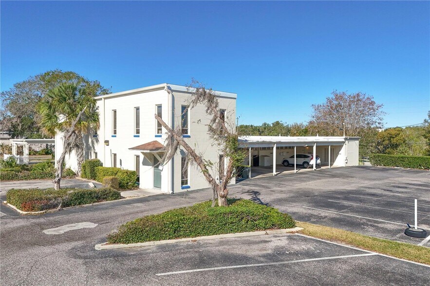 More Photos Of 1135 Lake Ave, Clermont Medical For Sale
