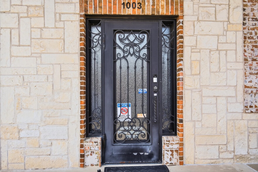 More Photos Of 9300 John Hickman Rd, Frisco Office For Sale