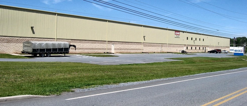 More Photos Of 503-509 Industrial Dr, Lewisberry Warehouse For Lease